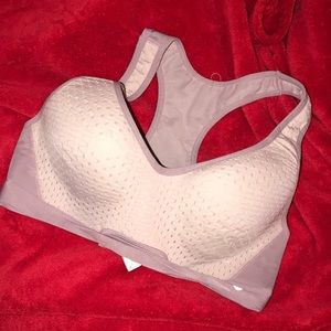 Quick-dry padded sports bra